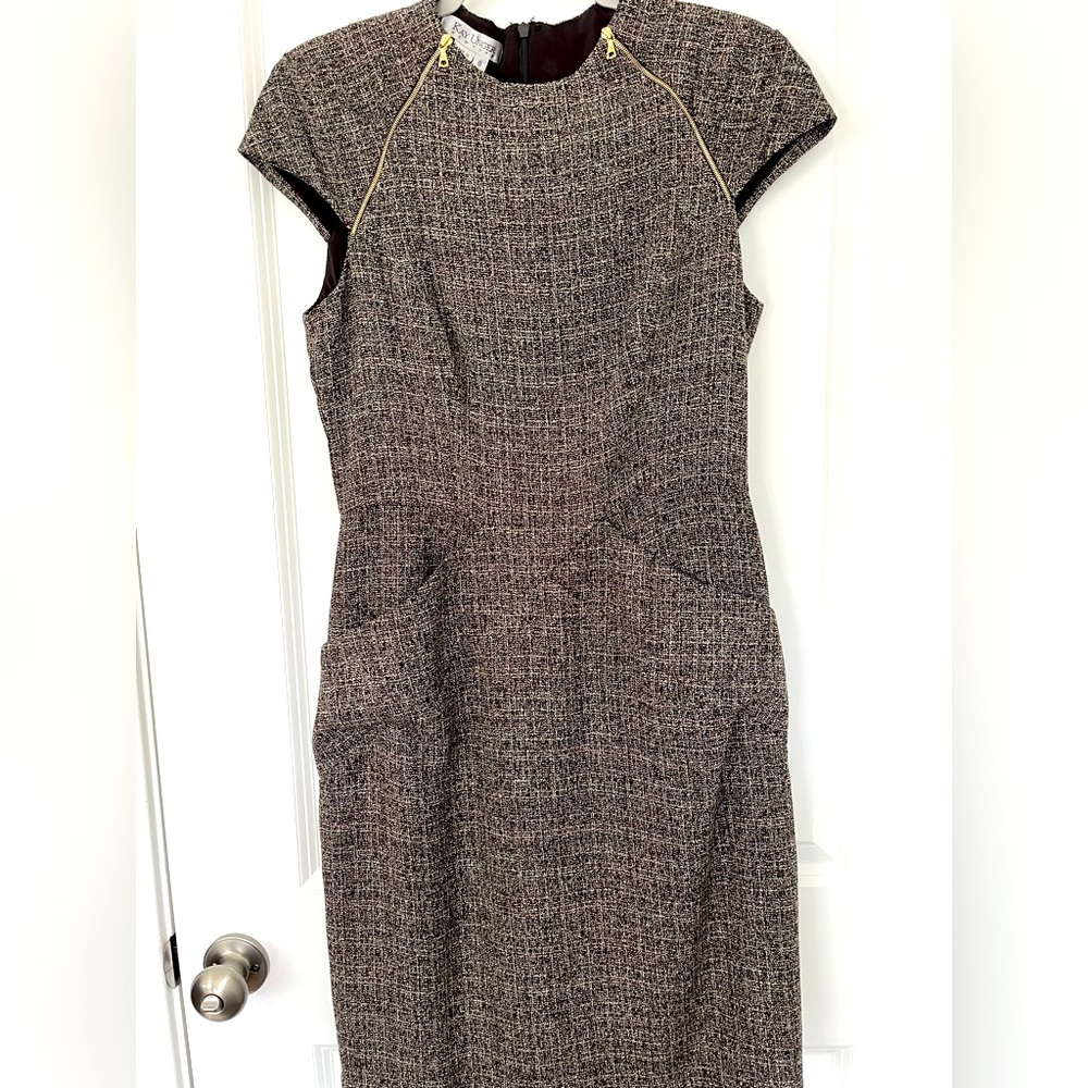 Kay Unger Brown Tweed Sheath Dress With Pockets and Zipper Detail Size 8